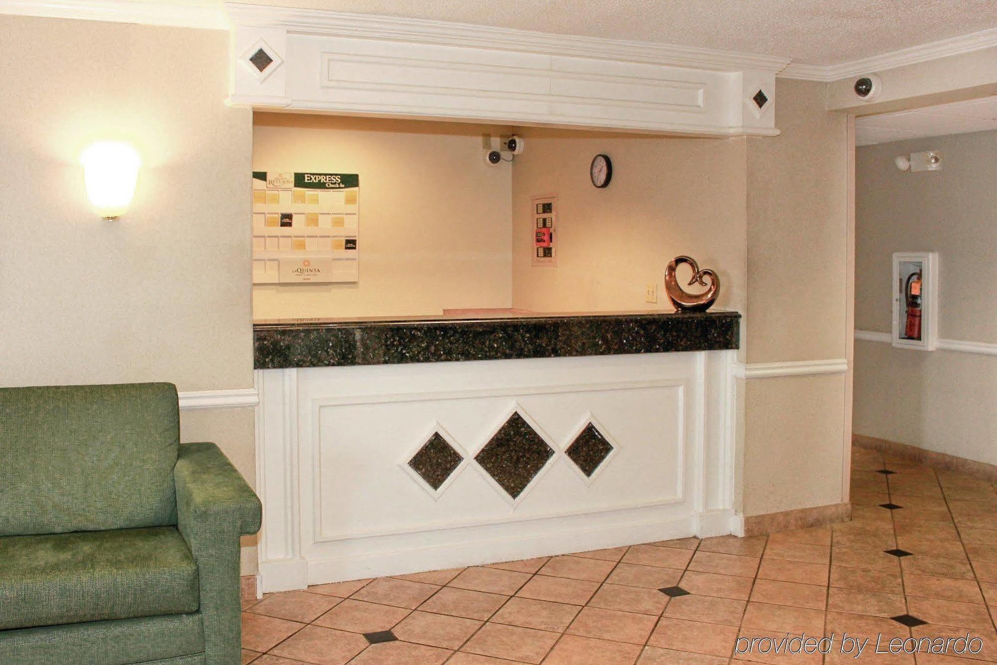 Baymont By Wyndham Texarkana Exterior photo